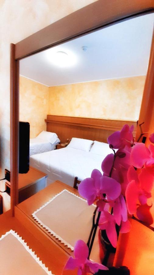 Hotel & Wellness Fra I Pini Lignano Sabbiadoro Bagian luar foto
