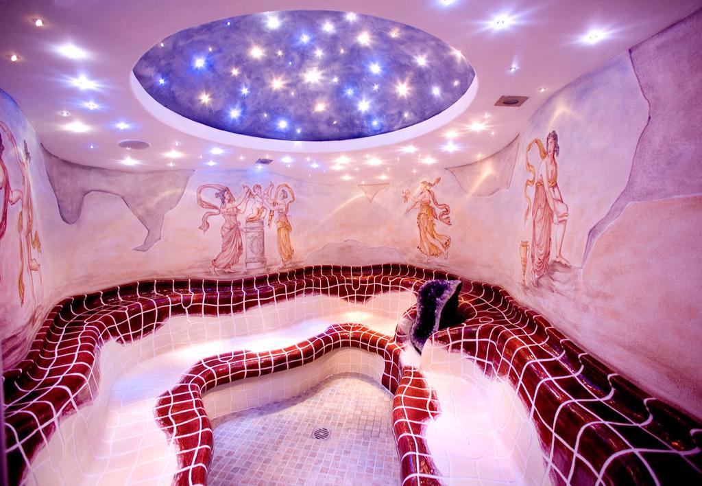 Hotel & Wellness Fra I Pini Lignano Sabbiadoro Bagian luar foto